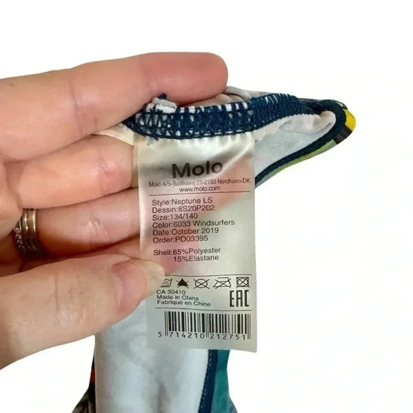 Molo Neptune Long Sleeve UV Rashguard Swim Shirt in Windsurfers 134-140/US9-10 - Picture 9 of 9